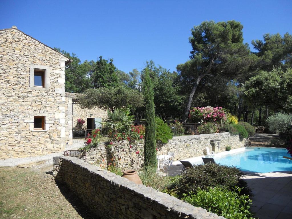 Le Mas De La Pinede Faucon (Vaucluse) Exterior foto